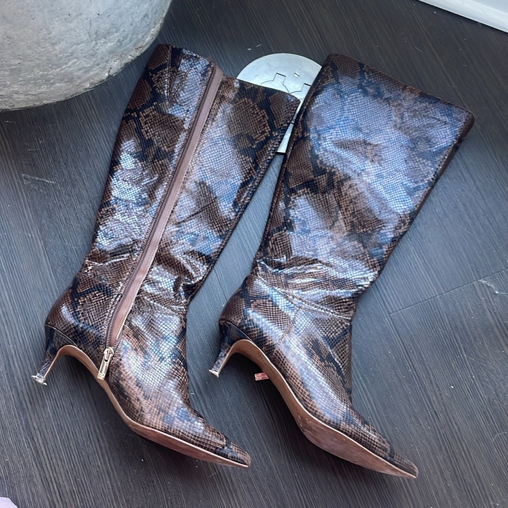 Jessica Simpson alligator print boots size 8